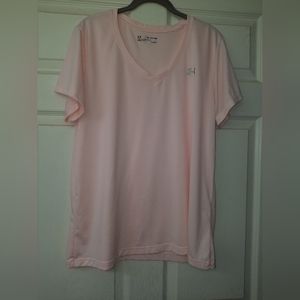 underarmour v neck tee 2xl. (B4-61)